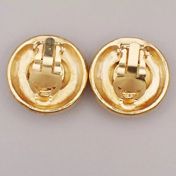 CHANEL CC Logo Button Round Earrings Clip-on Gold France Vintage 77RK787 - Picture 6 of 10